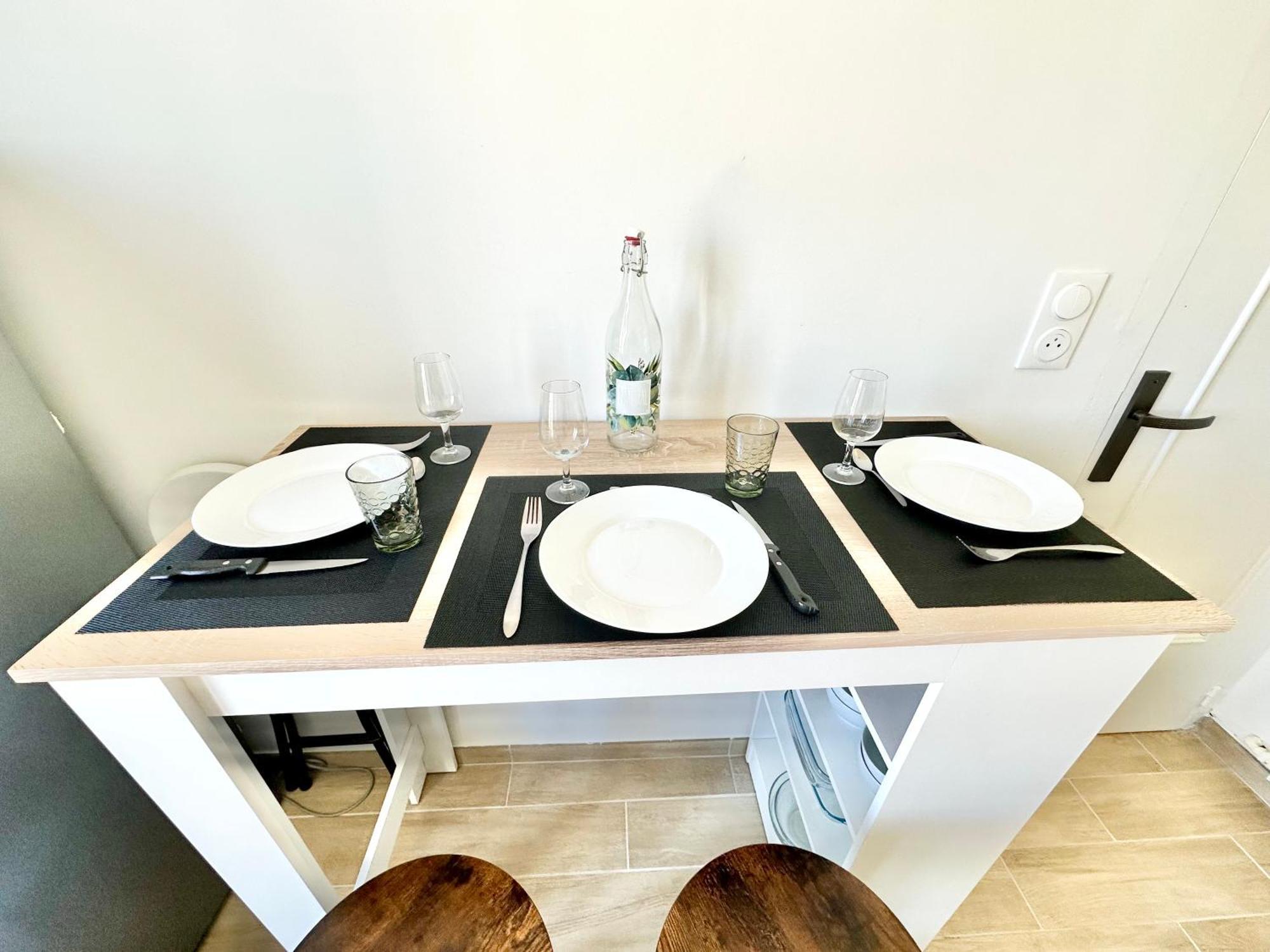Le Mozart Calme Et Fonctionnel Apartment ลิมอจส์ ภายนอก รูปภาพ